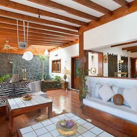 Boutique Boho Glam With Private Pool Вилла Коста Бланка