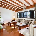 Boutique Boho Glam With Private Pool