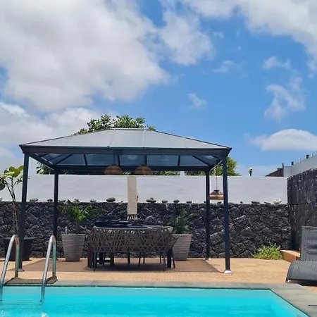 Boutique Boho Glam With Private Pool