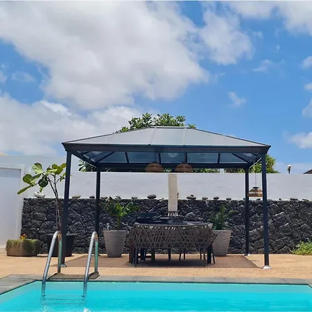 ヴィラ Boutique Boho Glam With Private Pool