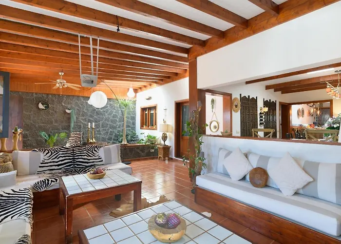 Boutique Boho Glam With Private Pool Villa Playa Blanca (Lanzarote)